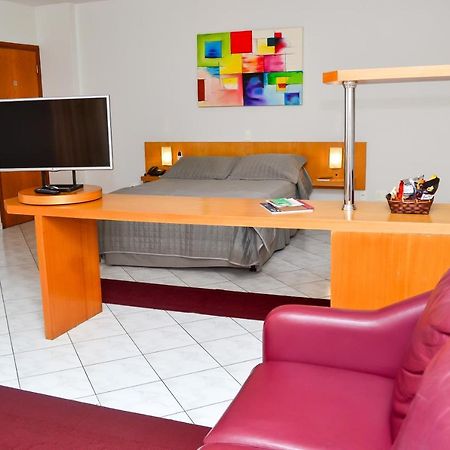 לרנז'ל פאוליסטה Vale Verde Palace Hotel מראה חיצוני תמונה