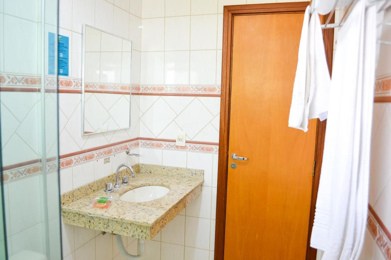 לרנז'ל פאוליסטה Vale Verde Palace Hotel מראה חיצוני תמונה